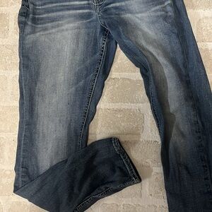 Blue Vintage Wash Straight Cut Jeans